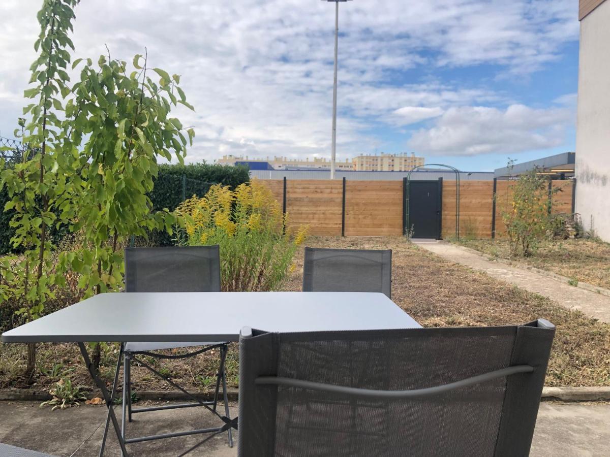 Chill And Sun, 2 Chambres Calme Avec Terrasse Et Parking Μετς Εξωτερικό φωτογραφία